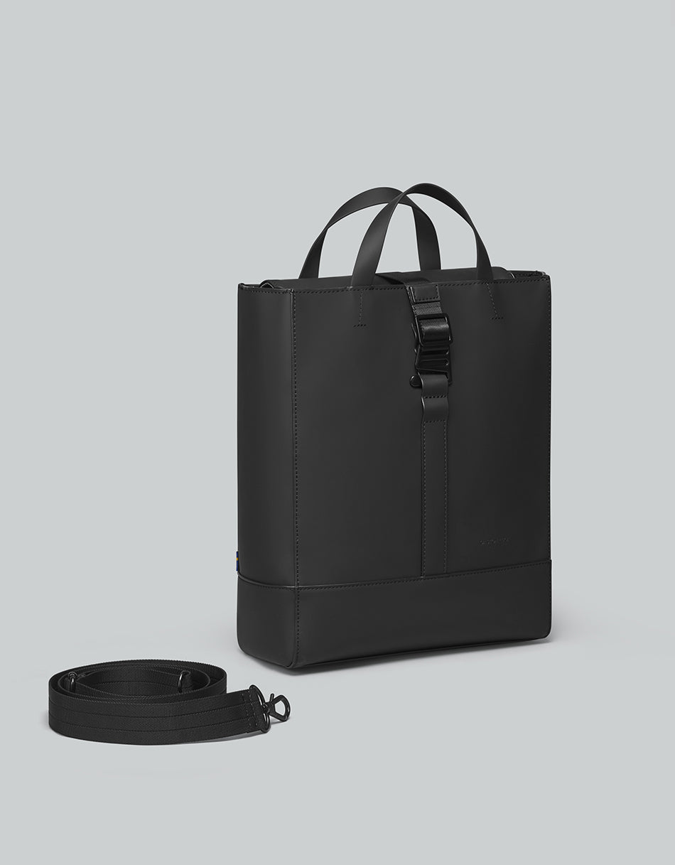 re1501_splashtote_black_2_crop.jpg