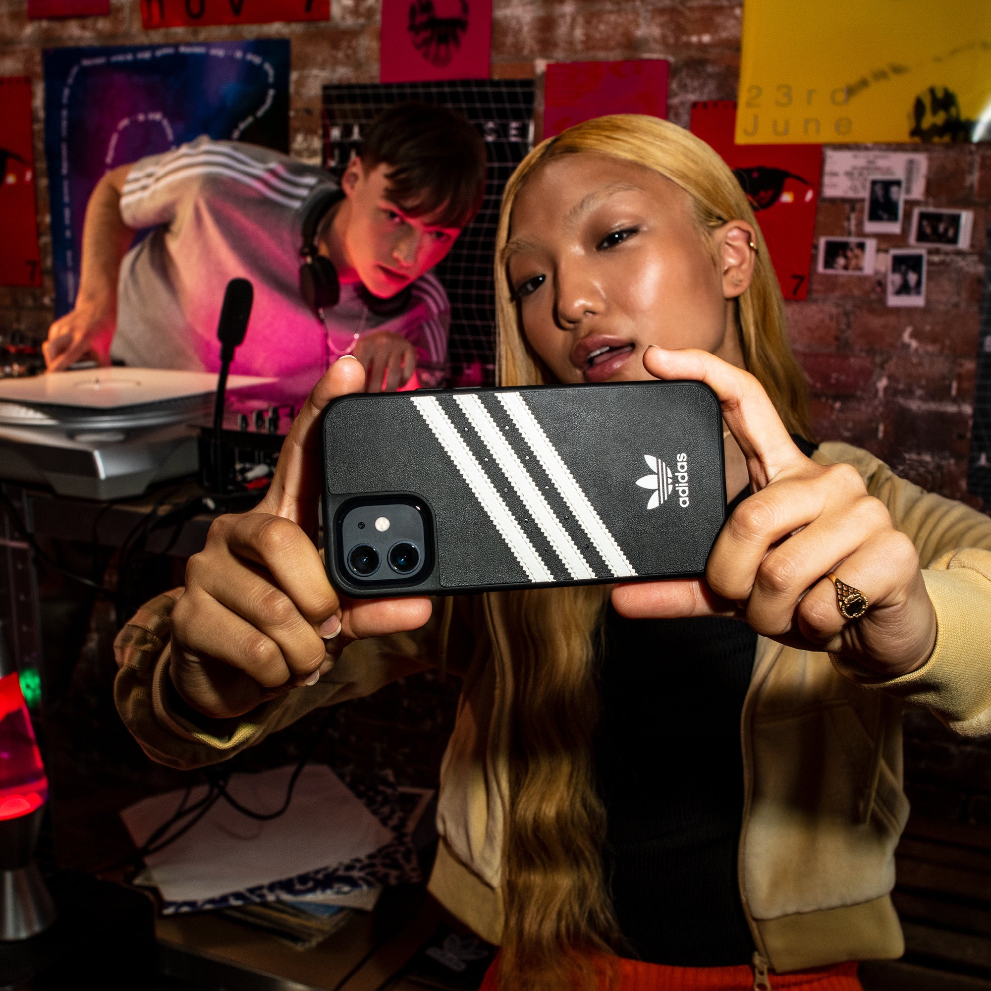 Adidas Originals 3-Stripe Samba Phone Case For iPhone 13 Pro - Black